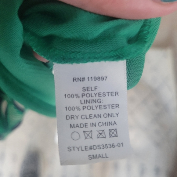 Collective Concepts Chic Green Patterned Sleeveless Dress - Picture 8 of 8